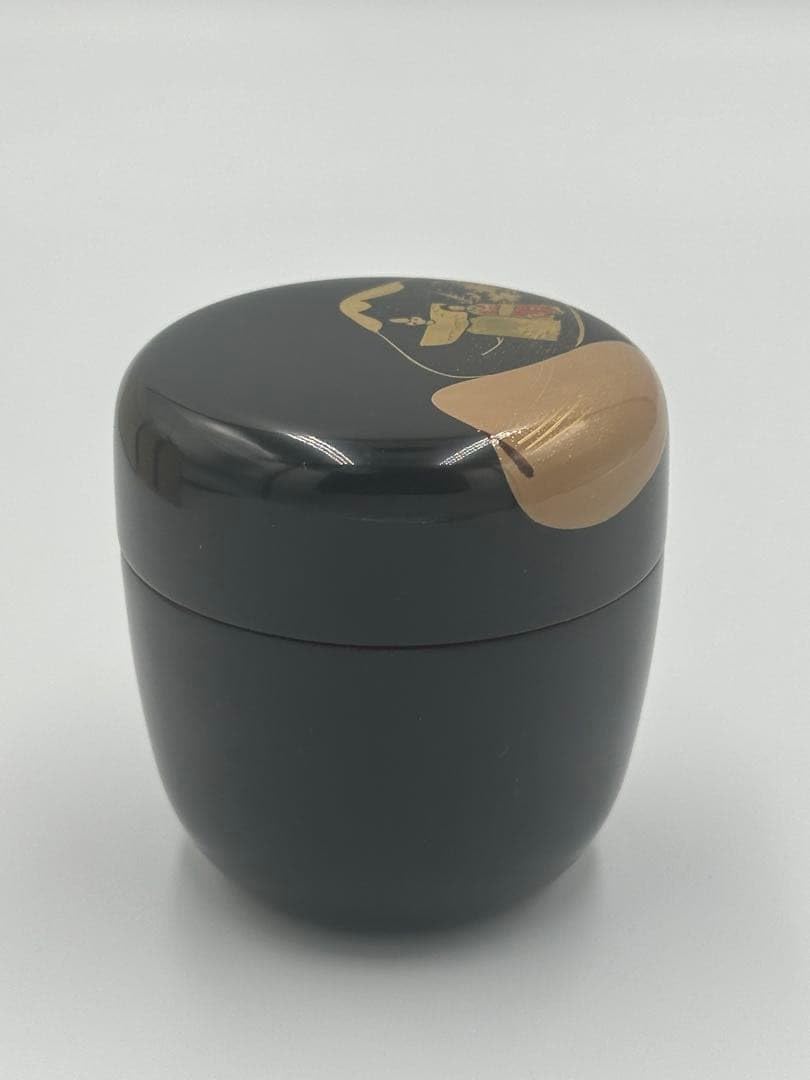 「セール中」　黒内塗　貝合蒔絵　中棗　松峰作　茶道具　雛人形 Amazon | 黒内塗 貝合蒔絵 中棗 松峰作 茶道具 雛人形 | 平飾り | おもちゃ